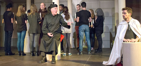 Reiner Gabriel, Willi Händler, Felix Isenbügel und Potsdamer Jugendliche; Foto © Constanze Henning